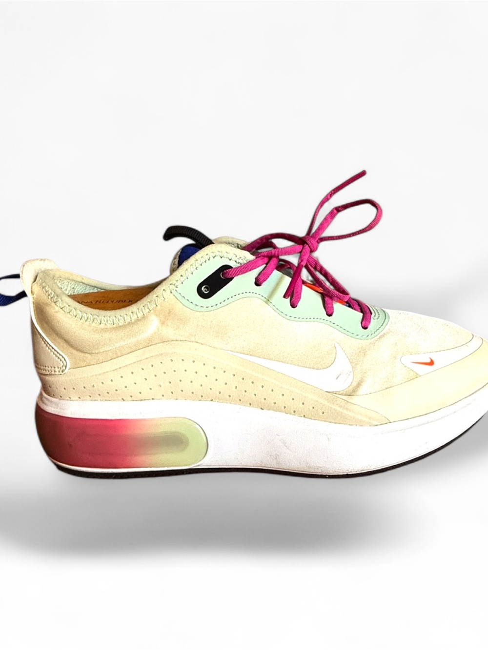 Nike Air Max Dia Guava Ice size 9.5
